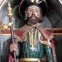 Boente : statue de saint Jacques en son église romane, reconstruite en 1826. Au centre du retable du XVIIIe siècle, figure un saint Jacques pèlerin, dominé par un Matamoros portant haut l'étendard frappé de la croix templière.